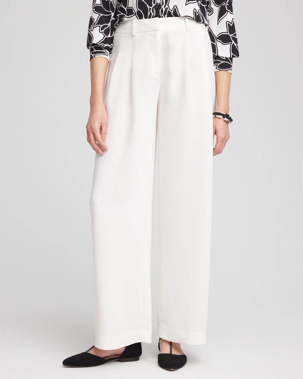 Chico's Petite Crepe Pleated Relaxed Pants ECRU