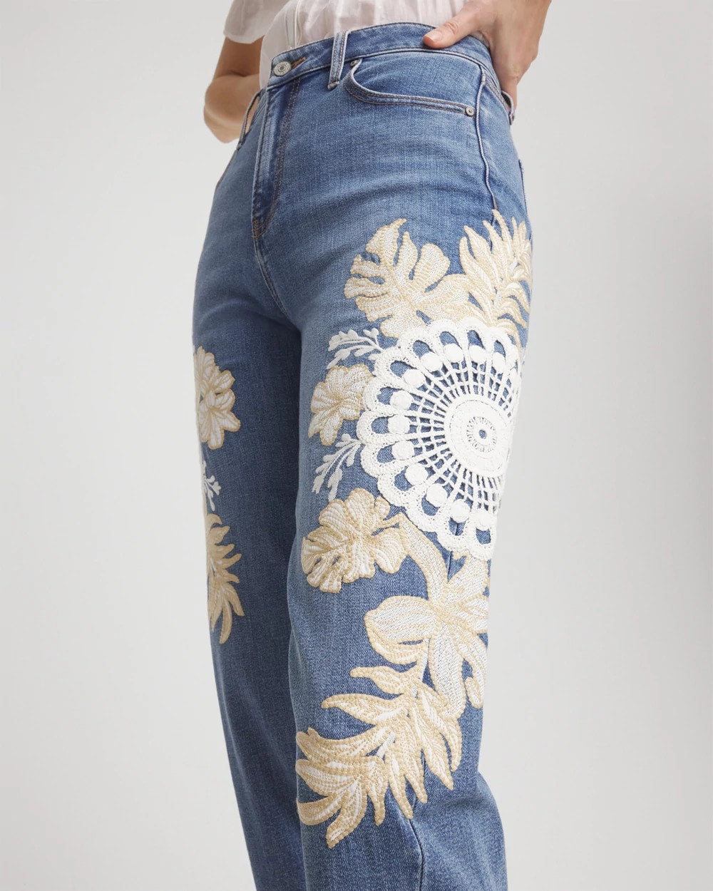 Chico's Embellished Tapered Cropped Jean ALICANTE INDIGO