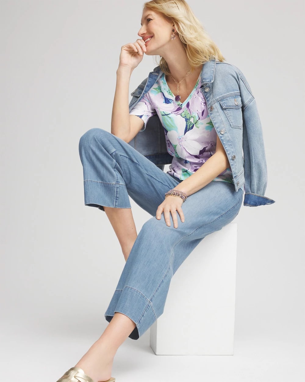 Chico's Lily Print V-Neck Perfect Tee ALABASTER