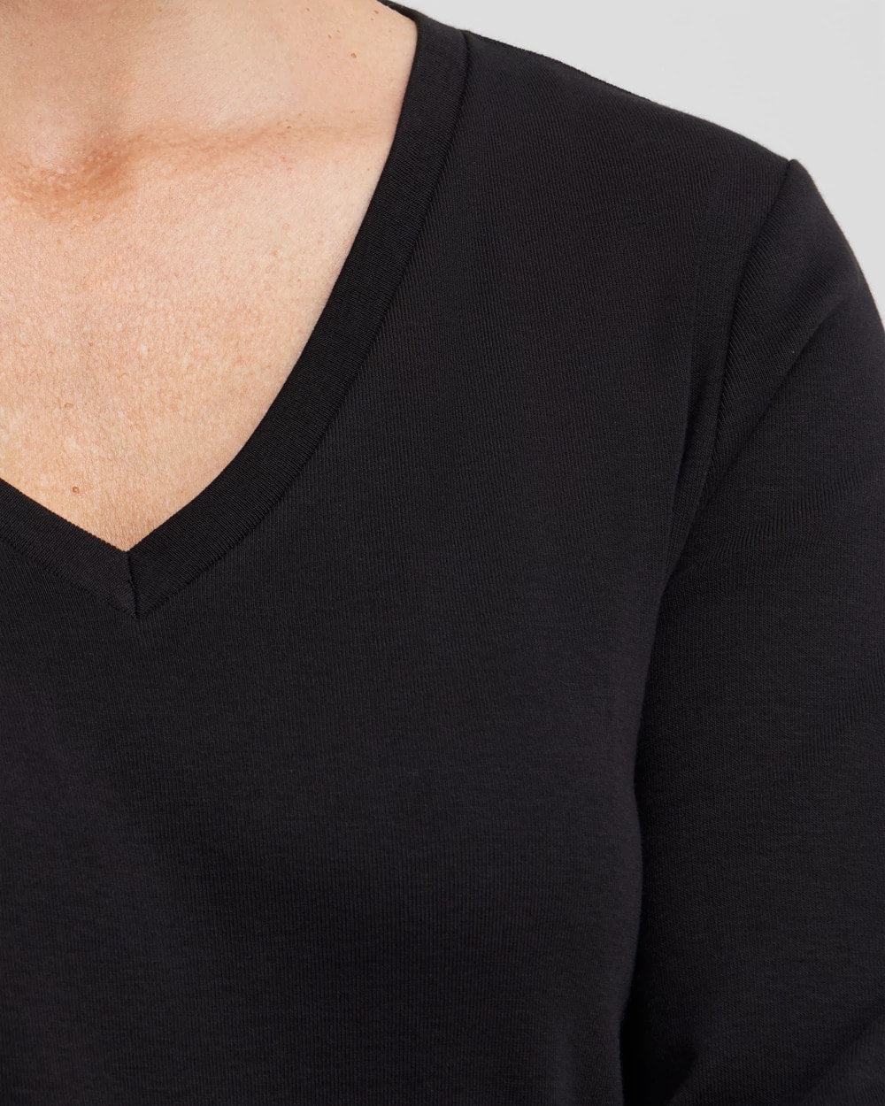 Chico's 3/4 Sleeve V-Neck Tee BLACK