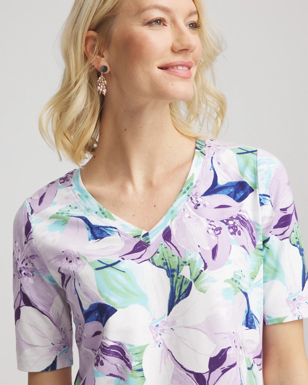 Chico's Lily Print V-Neck Perfect Tee ALABASTER
