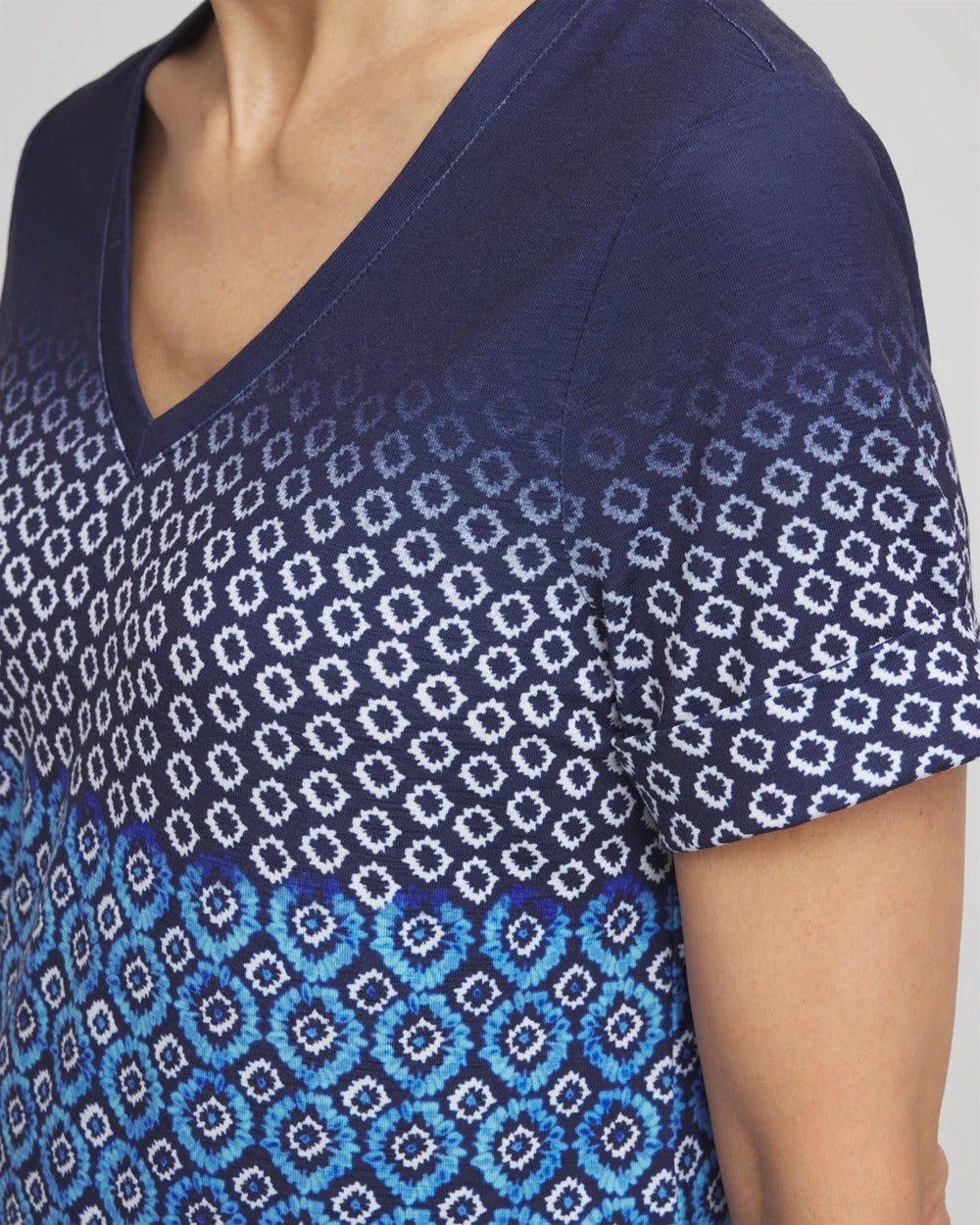 Chico's Zenergy® Graphic Ombre V-Neck Tee RICH COBALT