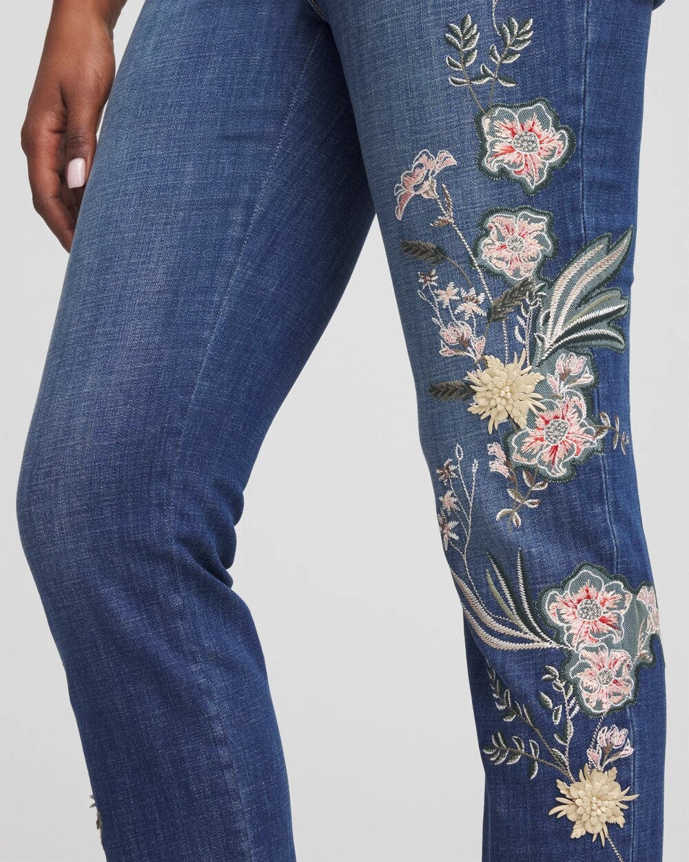 Chico's Appliqué Girlfriend Slim Ankle Jeans DRAGON ROAD INDIGO
