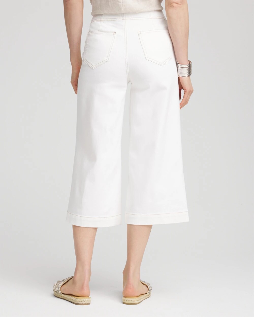 Chico's No Stain Pull-On Wide Capri Jeans ALABASTER