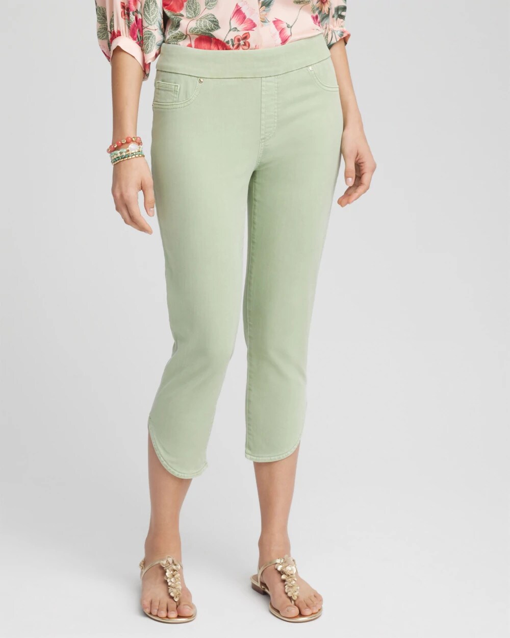 Chico's Pull-On Dolphin-Hemmed Capri Jeans MOROCCAN MINT