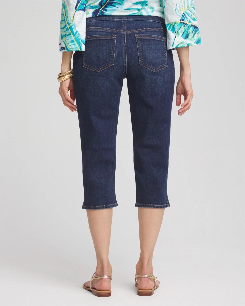 Chico's 17" Pull on Capris LUNABELLE INDIGO
