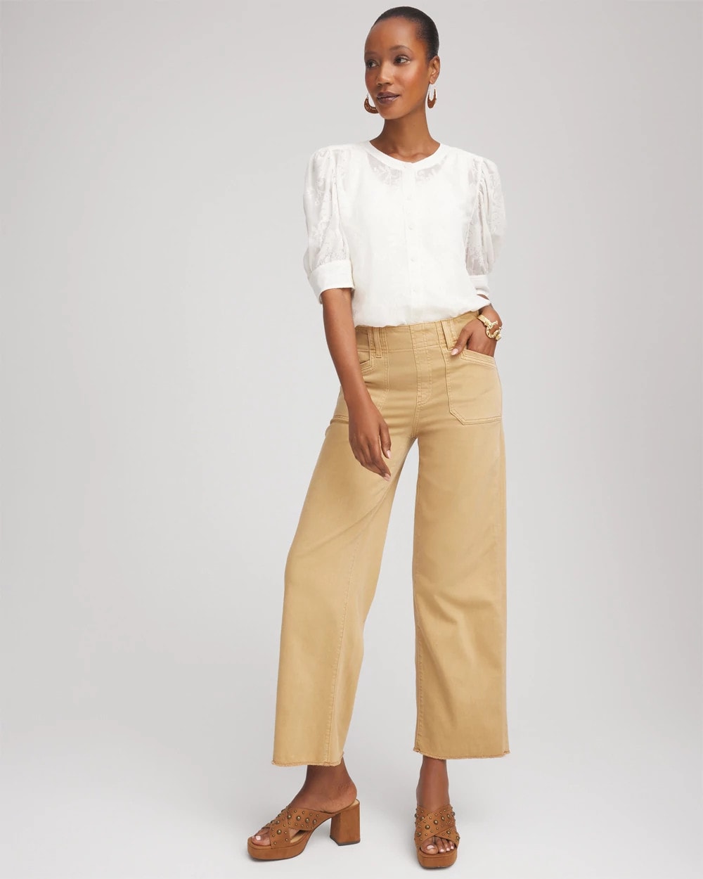 Chico's Neutral Pull-On Cropped Wide-Leg Frayed Jeans CAFE AROMA