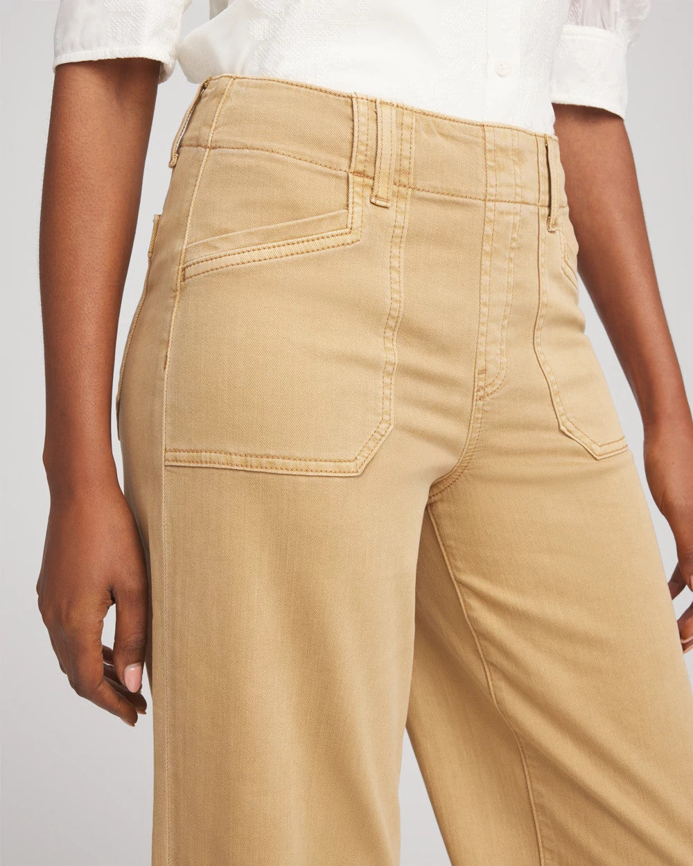 Chico's Neutral Pull-On Cropped Wide-Leg Frayed Jeans CAFE AROMA