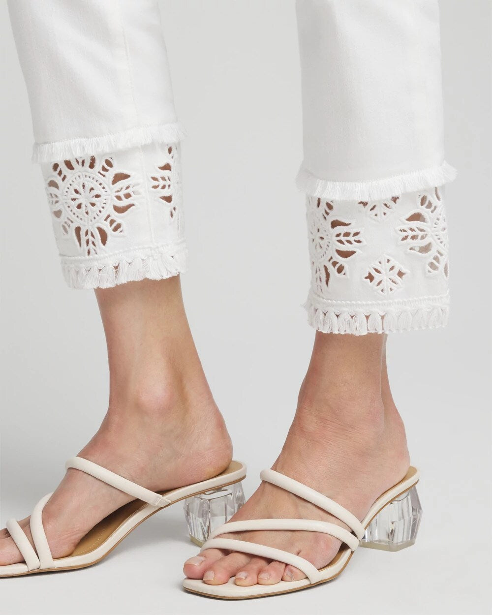 Chico's No Stain Embellished Pull-on Cropped Jeans ALABASTER