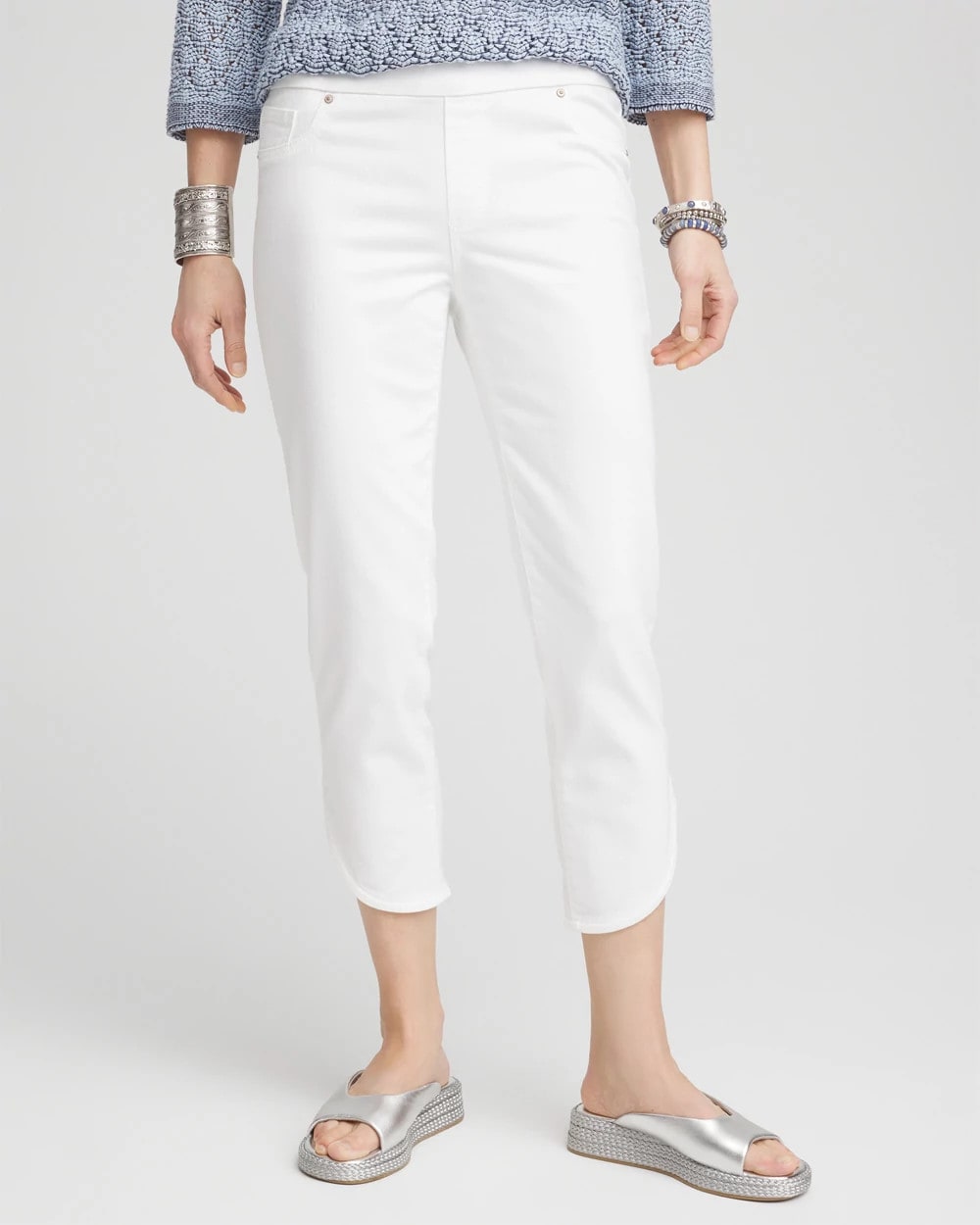 Chico's No Stain Pull-On Dolphin-Hem Capri Jeans ALABASTER