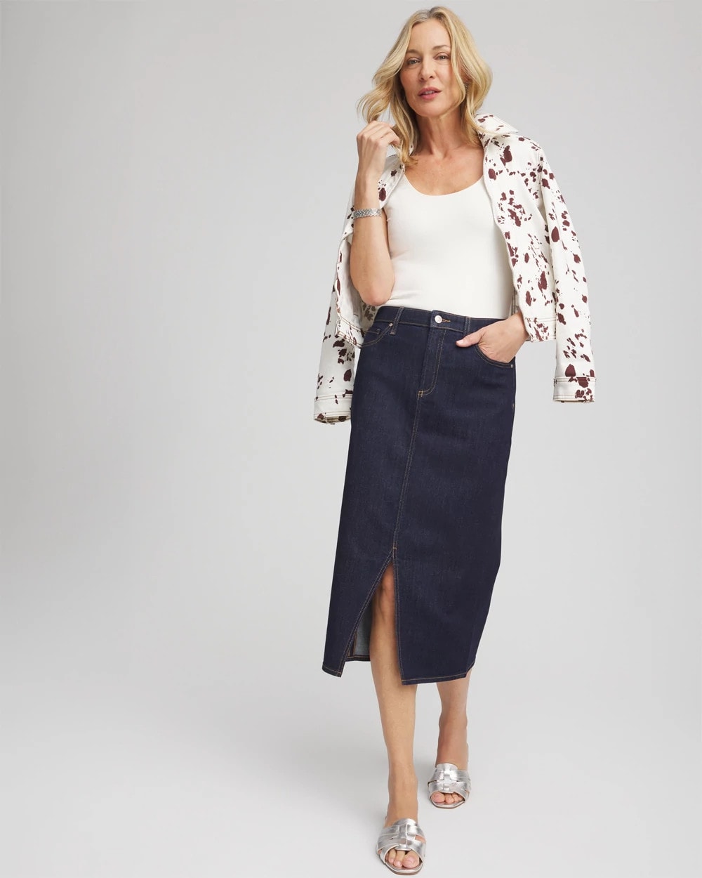 Chico's High-Rise Straight Stretch-Denim Skirt CEDAR RINSE