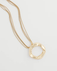Chico's Short Circle Pendant GOLD