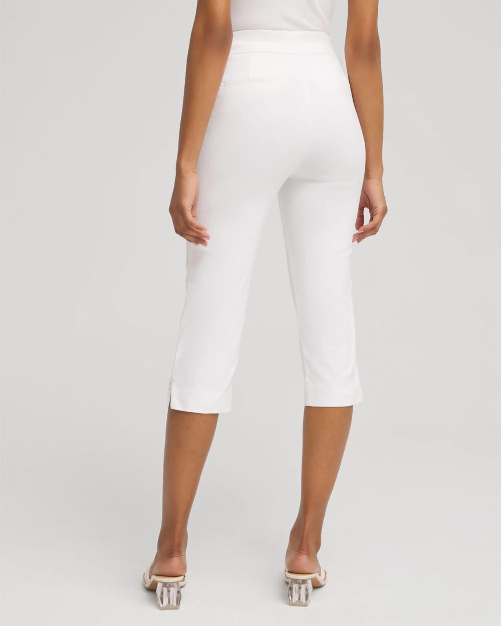 Chico's Petite Brigitte Rivet Capris ALABASTER