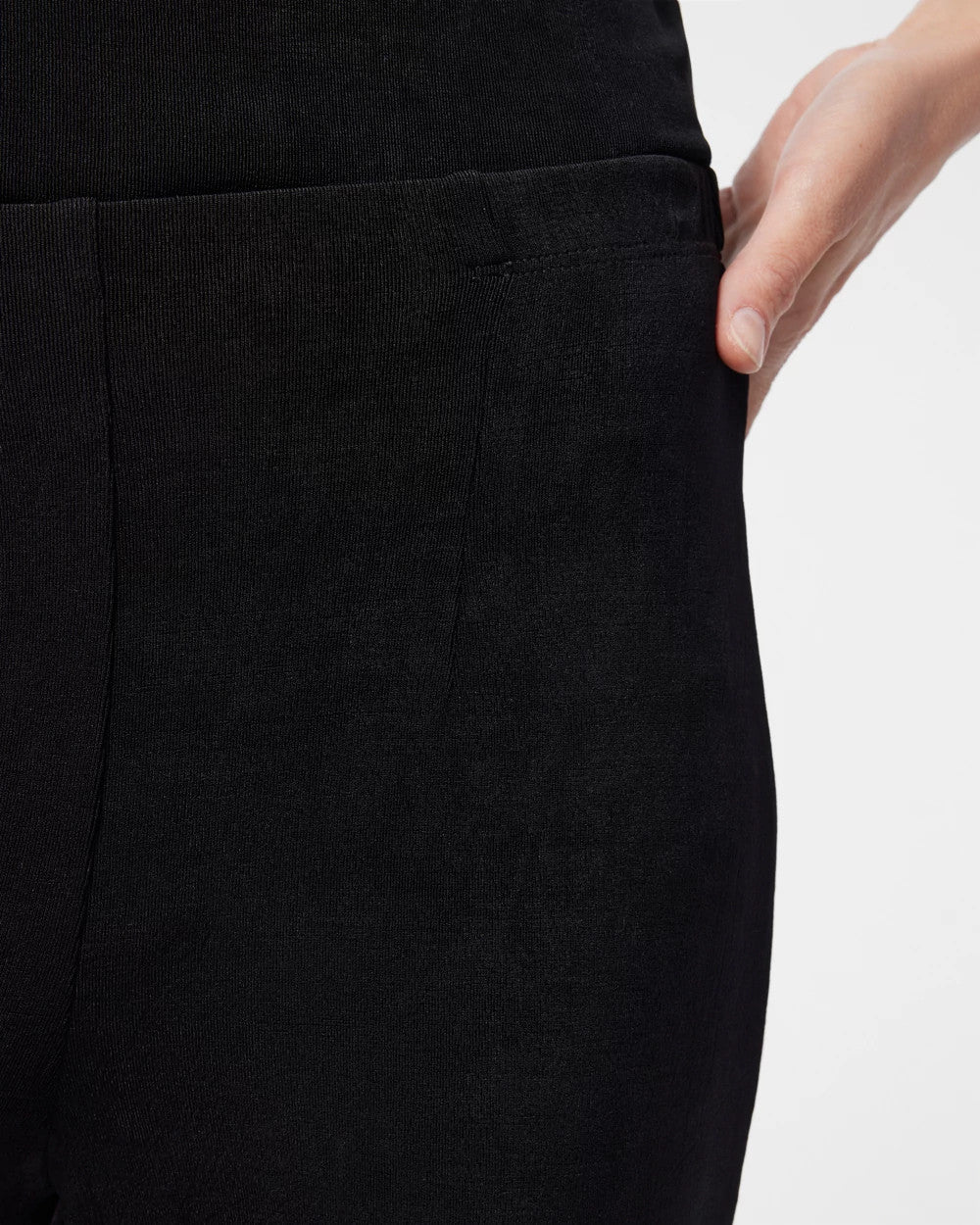 Chico's Travelers™ Classic No Tummy Pants BLACK