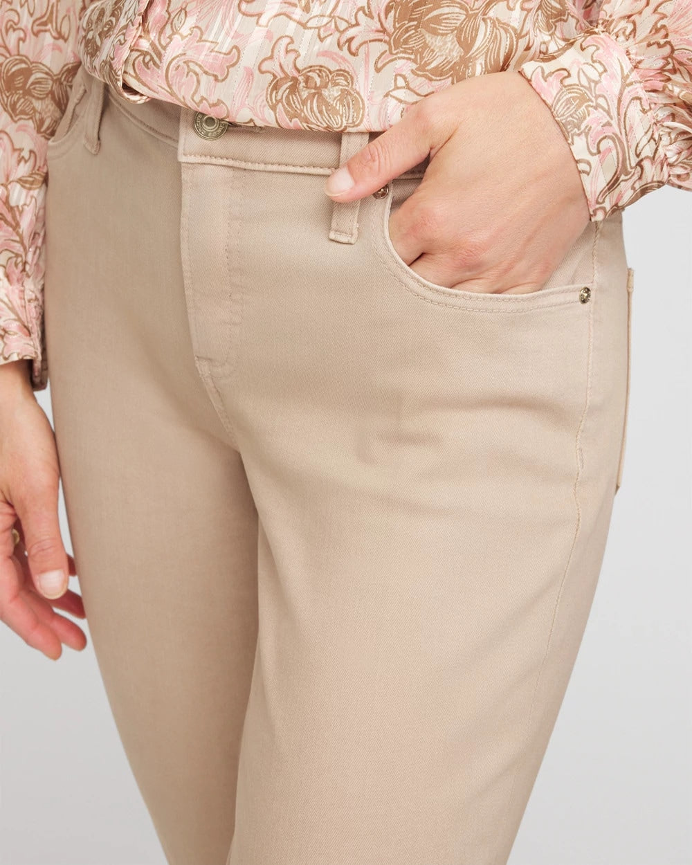 Chico's Girlfriend Slim Full-Length Jeans CHAMPAGNE FIZZ