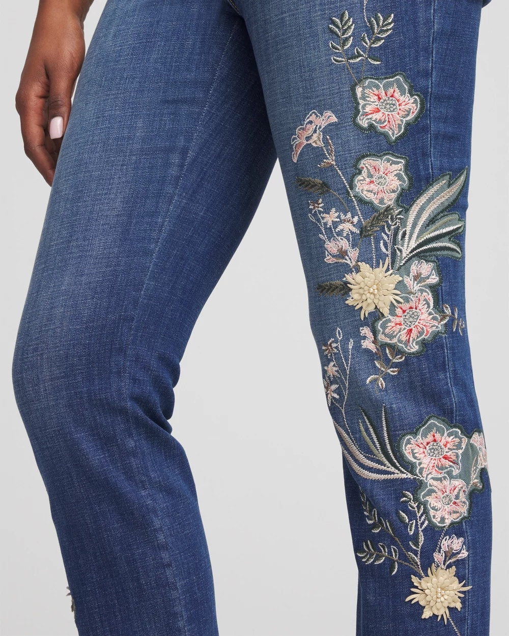 Chico's Appliqué Girlfriend Slim Ankle Jeans DRAGON ROAD INDIGO